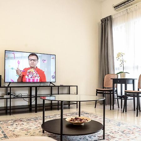 Modern 4Br Double Storey @ Setia Alam 莎阿南 外观 照片